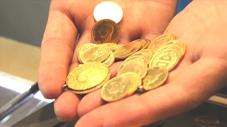 Altın ve gümüşte savaş rüzgarı terse döndü! İslam Memiş gram altın fırsatını açıkladı! İşte altın fiyatları