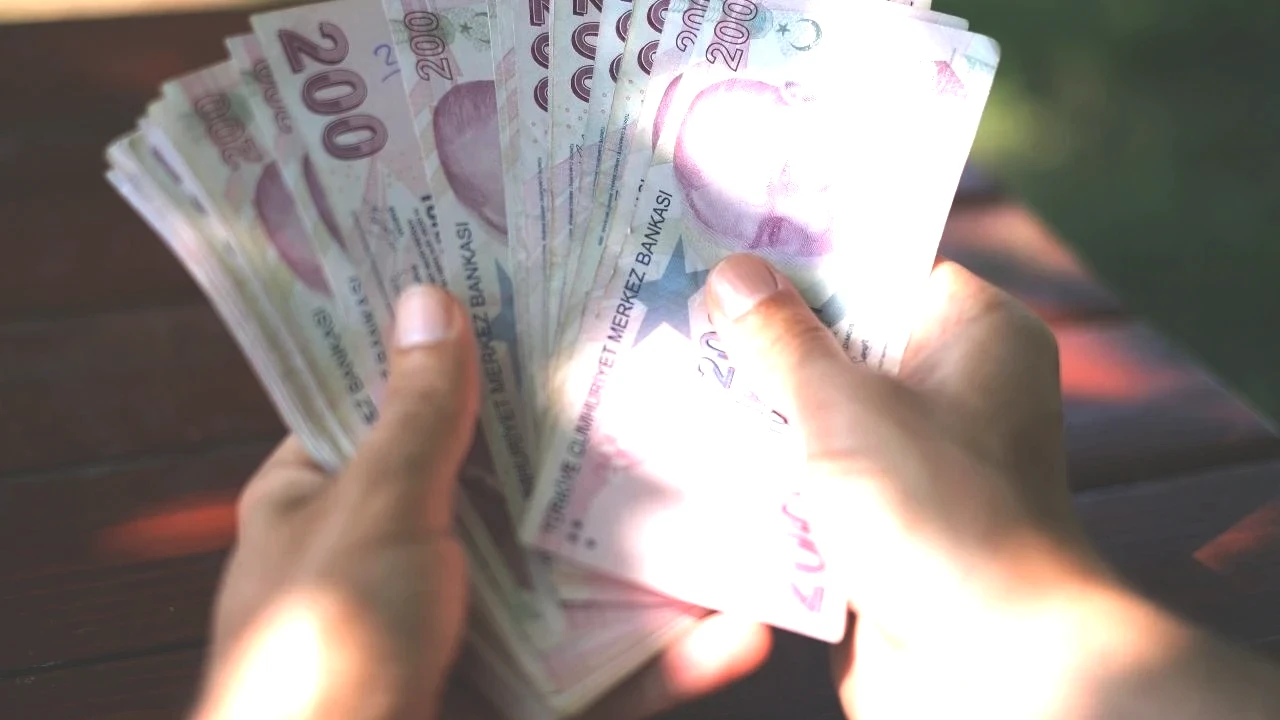 SGK Duyurdu, Bu Ücreti Ödediyseniz Geri Alabilirsiniz (1)